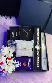 Girls Artificial Jewelry Set