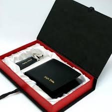 Customize Wallet Keychain Set